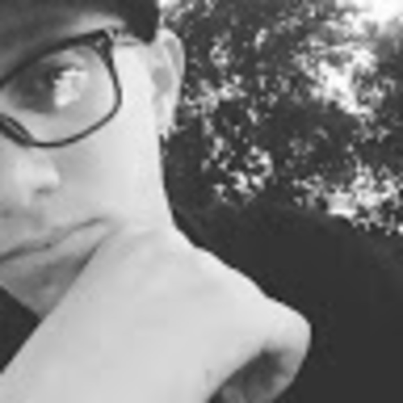 Meet your Posher, Shane - Picture 1 of 1